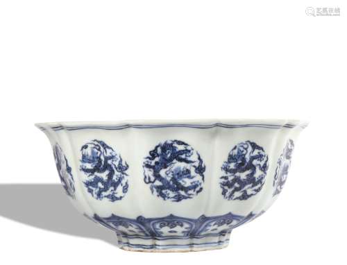 A blue and white 'dragon' bowl