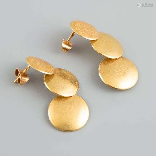 Paire de boucles d'oreilles en or jaune 18K 750°. Poids brut...