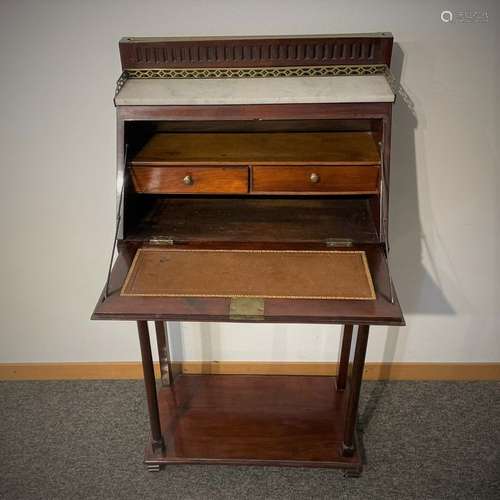 Petit bureau de pente en bois, plateau en marbre, galerie en...