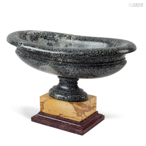 Erbetta granite basin Italy, 20th century 26,5x41x22 cm.