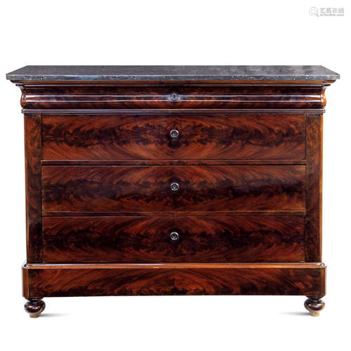 Mahogany featherband chest of drawers France, 19th-20th cent...