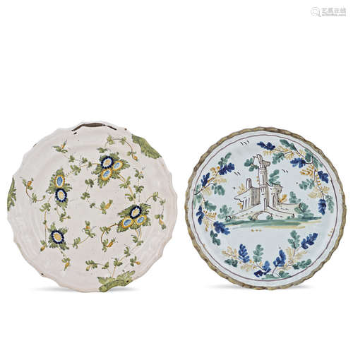 Two polychrome mojolica plates Italy, 19th century d. 23-23,...