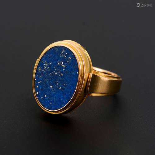 Ring mit Lapislazuli