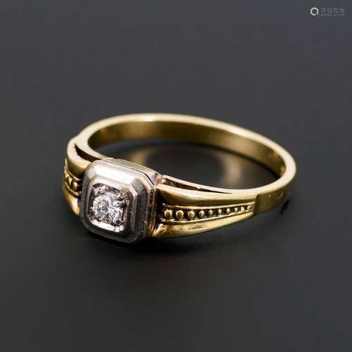 Ring mit Brillant