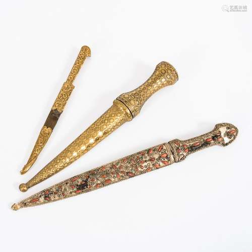 3 orientalische Messer