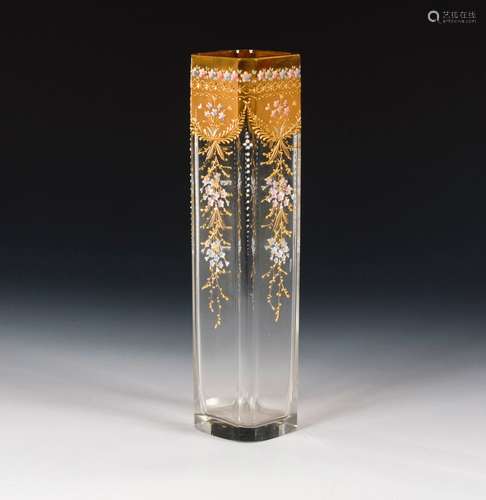 Jugendstil-Vase mit Gold- und Emailmalerei