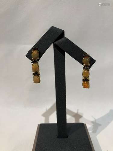 Pair Of Fire Opal Earrings On Silver Gilt Gold