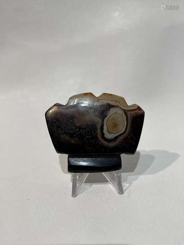 agate pendant from Nepal Dzi Style