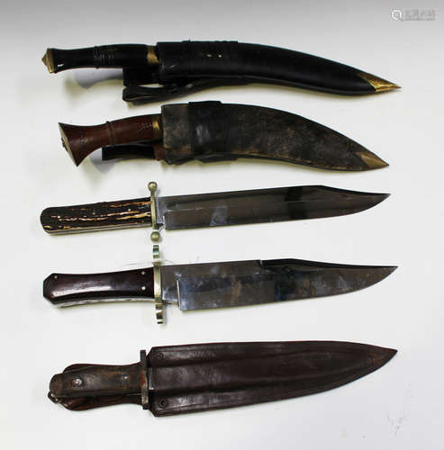 A collection of various early/late 20th century knives, incl...