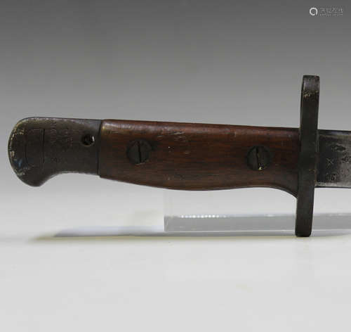 A 1907 pattern bayonet by Sanderson, blade length 43.5cm, wi...