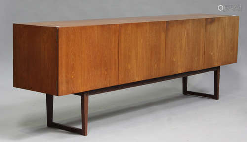 A mid-20th century teak sideboard of retro design by Everest...