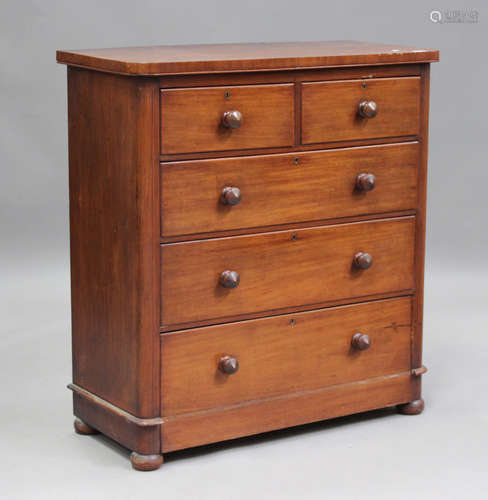 A Victorian mahogany chest of oak-lined drawers, height 112c...