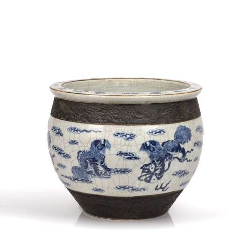 Canton blue and white jardiniere Chinese, 19th Century decor...