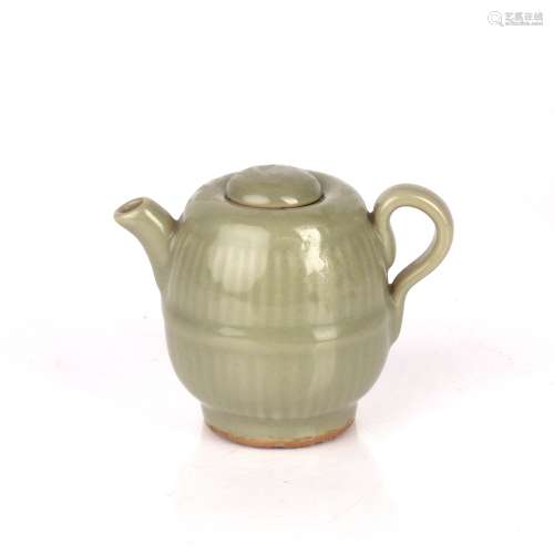 Celadon lidded teapot Chinese, Yuan / Ming dynasty with a lo...