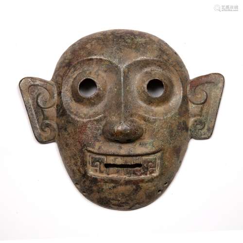 Heavy bronze mask Chinese, Liao dynasty type 25.5cm wide, 20...