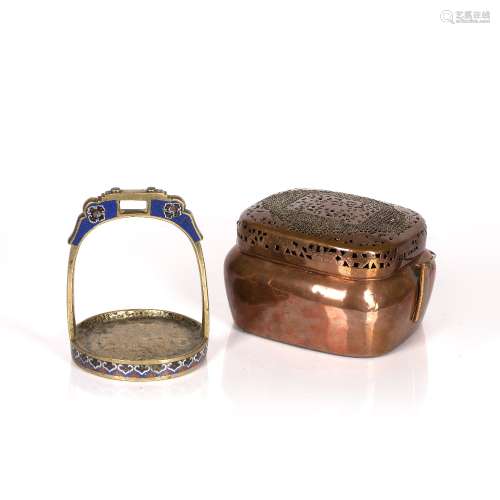 Cloisonne stirrup Chinese, 19th Century decorated around the...