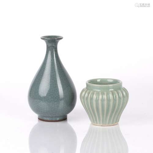 Celadon fluted brush holder Chinese, with cracklure to the g...