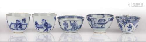 Five blue and white teabowls Chinese, Kangxi and later decor...