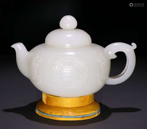 HETIAN JADE SEED CARVED AUSPICIOUS TEAPOT