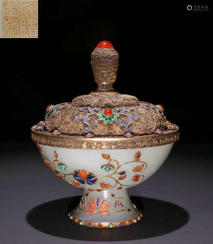 HETIAN JADE WITH GEM DECORATED CENSER