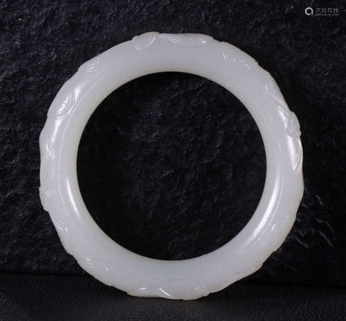 XINJIANG HETIAN JADE CARVED BANGLE