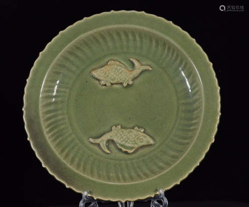 YAOZHOU WARE FISH PATTERN DISH