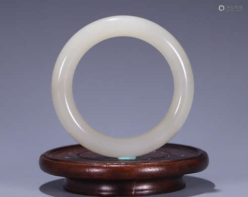 HETIAN JADE CARVED BANGLE