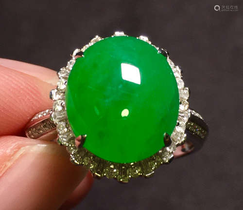 ICY GREEN JADEITE RING