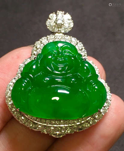 ICY GREEN JADEITE BUDDHA PENDANT