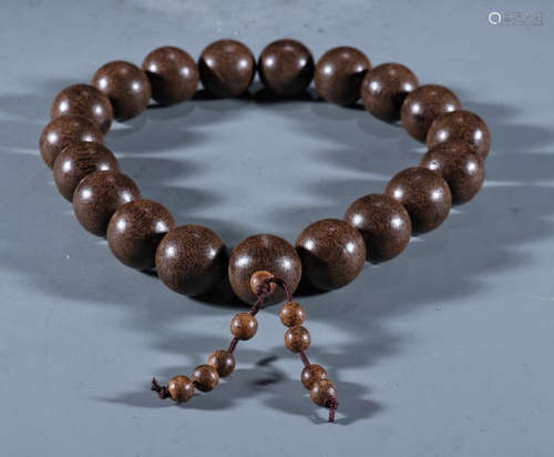 CHENXIANG WOOD STRING BRACELET WITH 18 BEADS