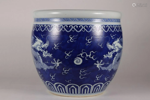 CHINESE BLUE AND WHITE JAR