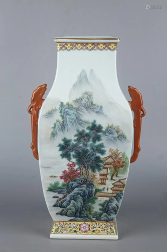 CHINESE FAMILLE ROSE VASE