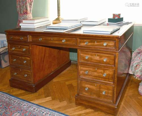 A GOOD GEORGE III MAHOGANY DESK with inset leather top, thre...