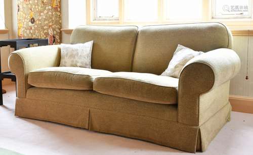 A DEEP EASY TWO-SEATER SETTEE. 6ft 8ins long.