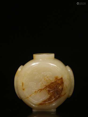 Old Collection. Hetian Jade Snuff Bottle