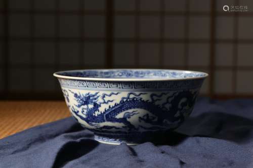 Ming dynasty, Xuan de style, blue and white porcelain bowl