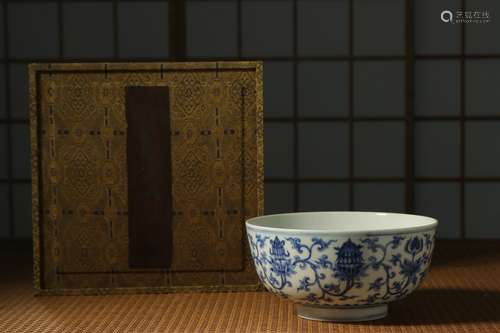 Ming dynasty, Cheng hua style, blue and white porcelain bowl