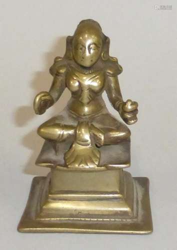 Bouddha accroupi en bronze. Bronze. Inde, XVII-XVIIIe siècle...