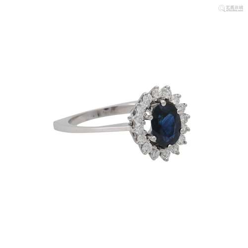 Ring mit Saphir und 16 Brillanten zus. ca. 0,4 ct,