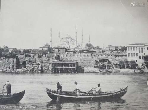 ALBUM de 23 photographies et cartes postales vue d'Istambul....