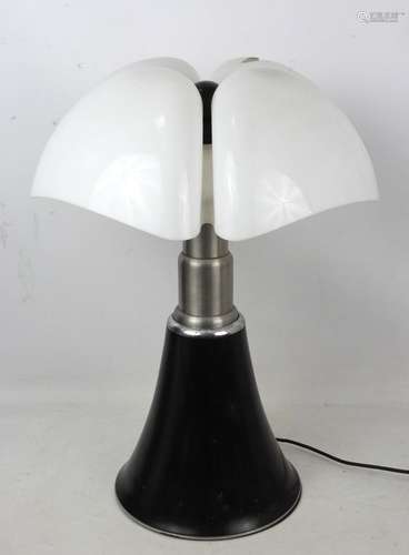 Gae AULENTI (1927-2012) pour Martinelli Luce éditeur: Lampe ...