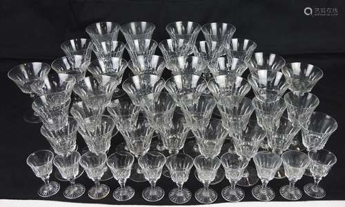 BACCARAT : Partie de service de verres en cristal, 51 pièces...