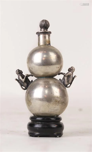 CHINESE SILVER DOUBLE GOURD SNUFF BOTTLE