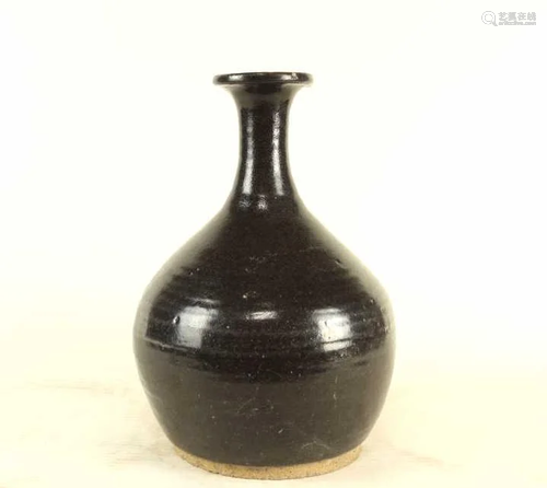 CHINESE BLACK GLAZED POTTERY JAR