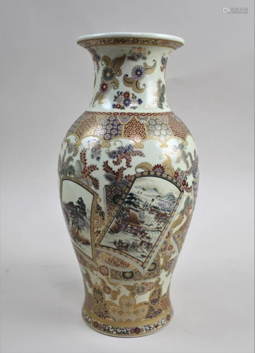 MAGNIFICENT JAPANESE SATSUMA VASE