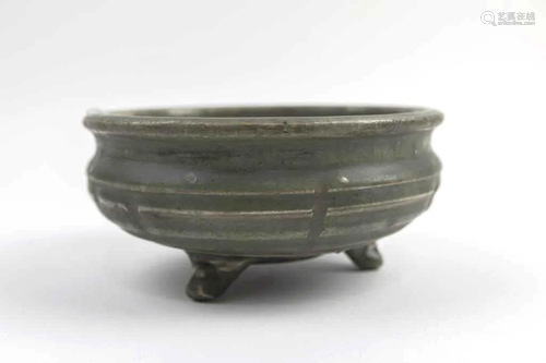 ANTIQUE CHINESE DARK GREEN GLAZED TRIPOD CENSER