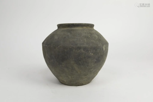 CHINESE POTTERY JAR