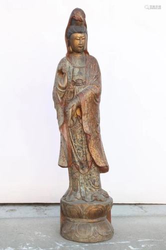 ANTIQUE CHINESE CARVED WOOD STATUE OF A GUANYIN