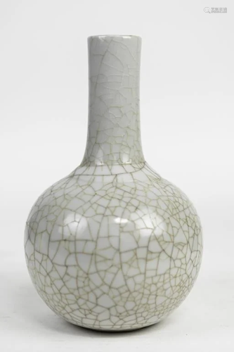 CHINESE CRACKLEWARE BOTTLE VASE