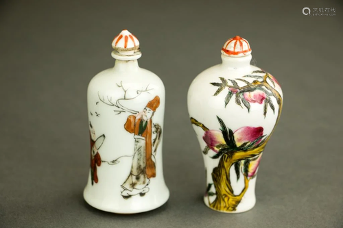 PAIR OF CHINESE PORCELAIN SNUFF BOTTLES